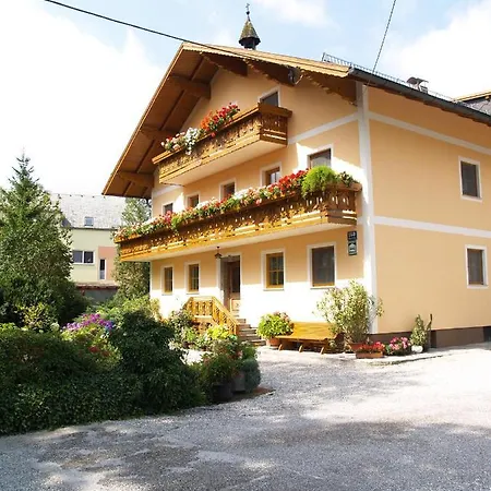 Brunnmeisterhof *